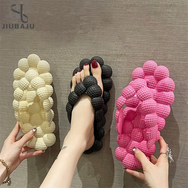 New Designer Bubble Flip Flops Trendy Bubble Slippers Women Comfortable Beach Massage Bubble Slides