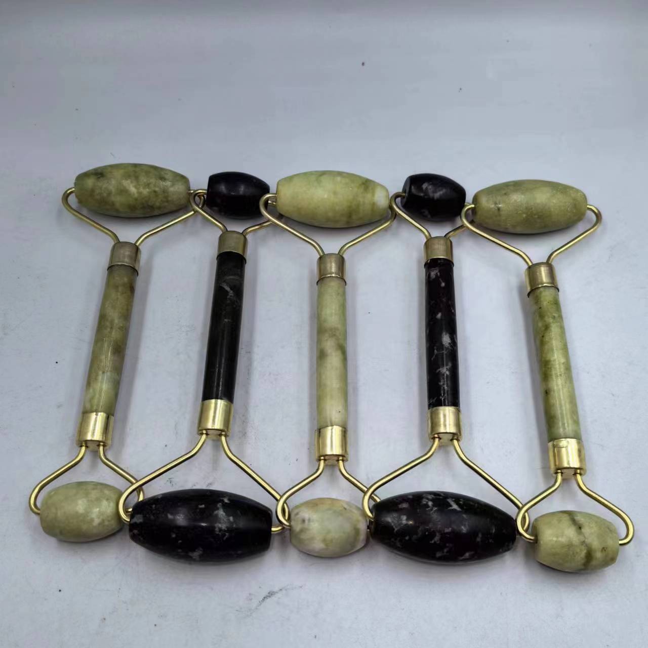 Face Roller And Gua Sha Massager Crystal Stone Guasha Facial Roller Beauty Set