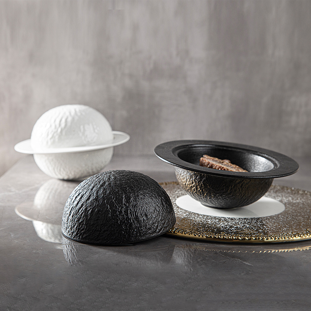 Upscale Restaurant Use Ceramic Bowl  Black And White  Astronomy Ball Shape Vajillas Innovative Porcelain Bowls With Lid For Soup