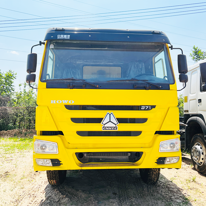 Good Quality Sinotruk 10 Tire Wheeler Brand New HOWO 6x4 Dump Tipper Truck