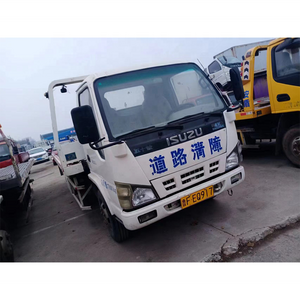 Good condition isuzu wrecker tow truck  low price flatbed wrecker  for sale