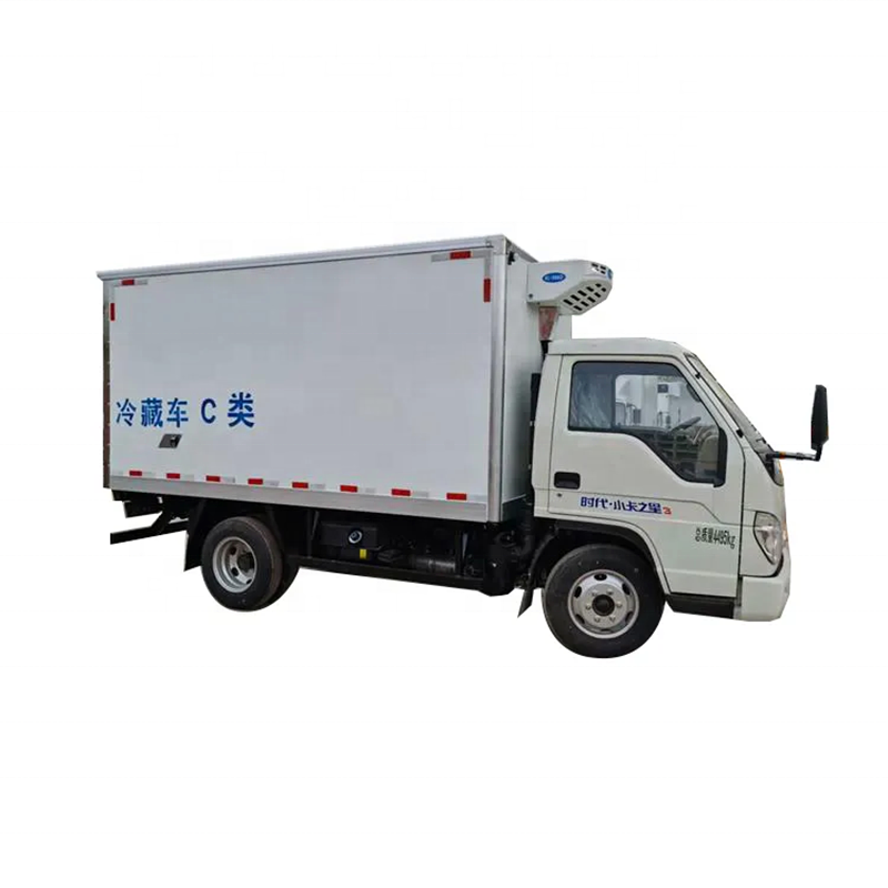 Hot foton 3-5 tons Refrigerator cooling van Refrigerated Medium Size Box Truck on sale