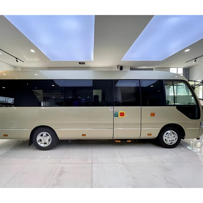 Hot Selling Luxury VIP Coaches Second Hand Buses and Coaster Autobus Toyota Coaster 30 Seaters Passenger For Sale