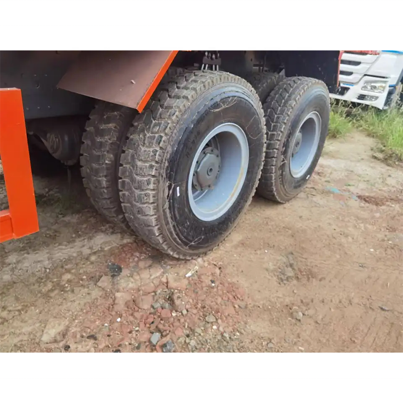 Used dump truck Howo bump truck 6x4 HOWO 375 dump truck for sale low price