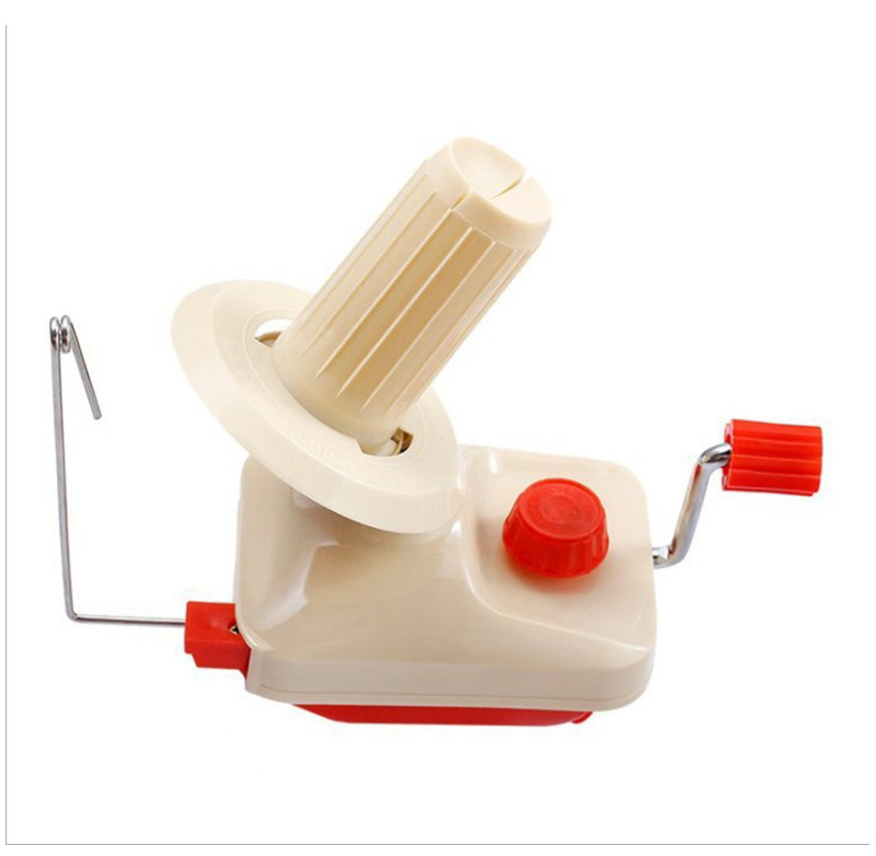 Small hand-operated yarn winder suitable for household use yarn winder which quick and convenient winding