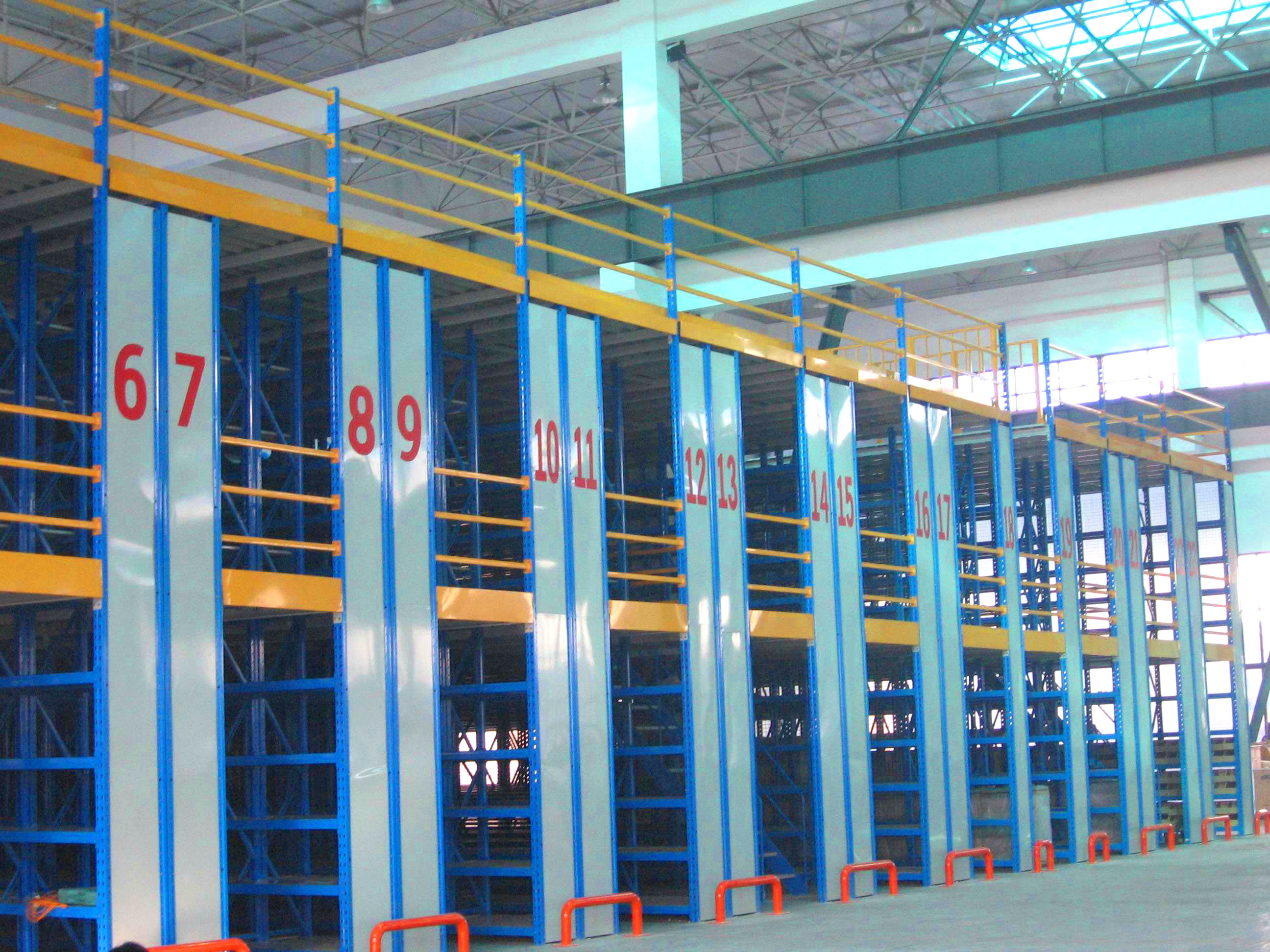 Shandong storage shelving manufacturer multi-level pallet rack supported mezzanine racking for tire storage