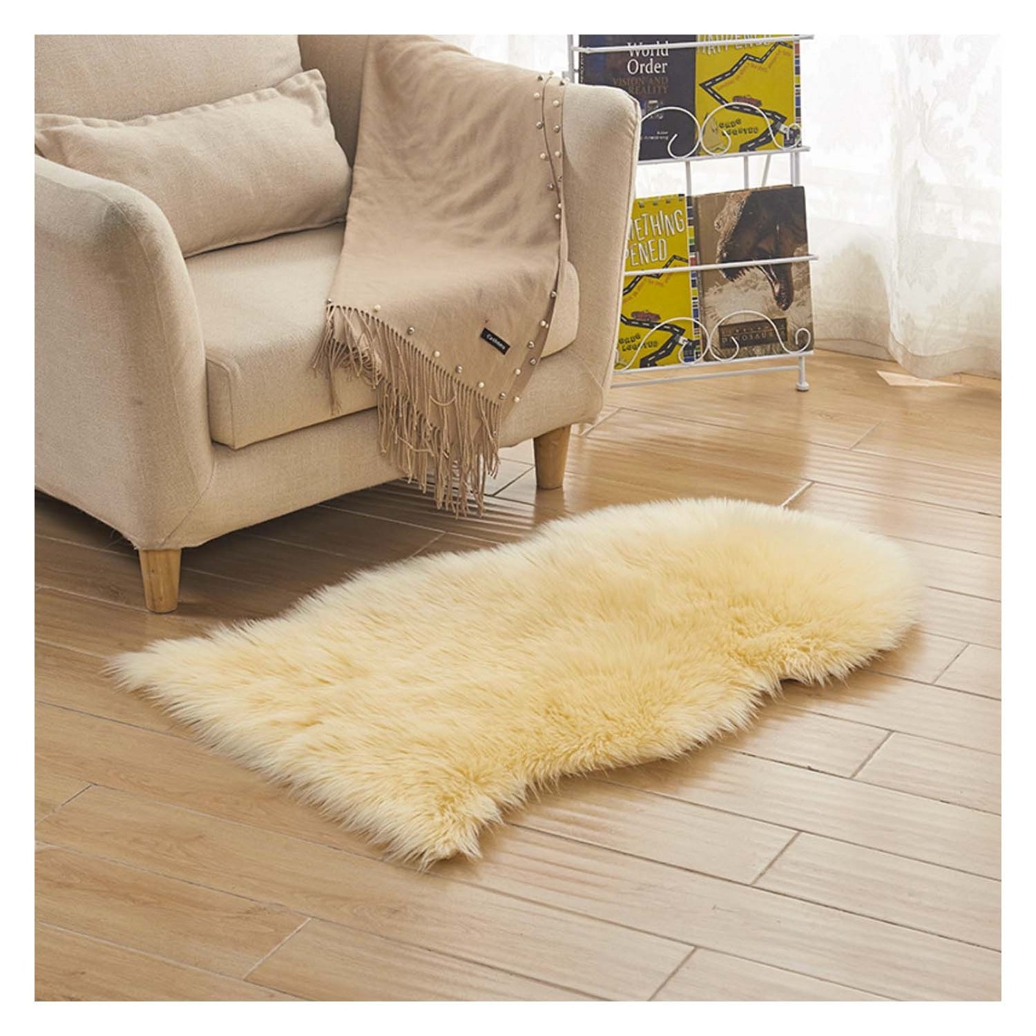 Ultra-Soft Faux Fox Fur Rug White Brown Fluffy Area Carpet for Home for Bedroom Living Room Sofa and Chair Cover