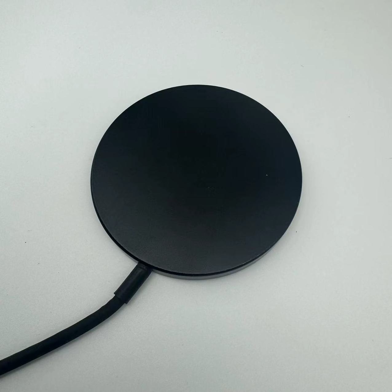 20W Wireless magnetic charger with high-quality  specifications  fast charging suitable  and Android phones outdoor charger