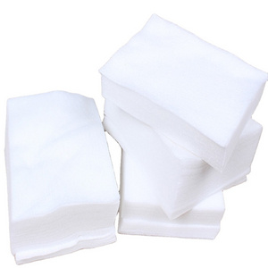 100% 30gsm Cotton Spunlace Nonwoven Fabric for Diaper and Sanitary Napkin Material