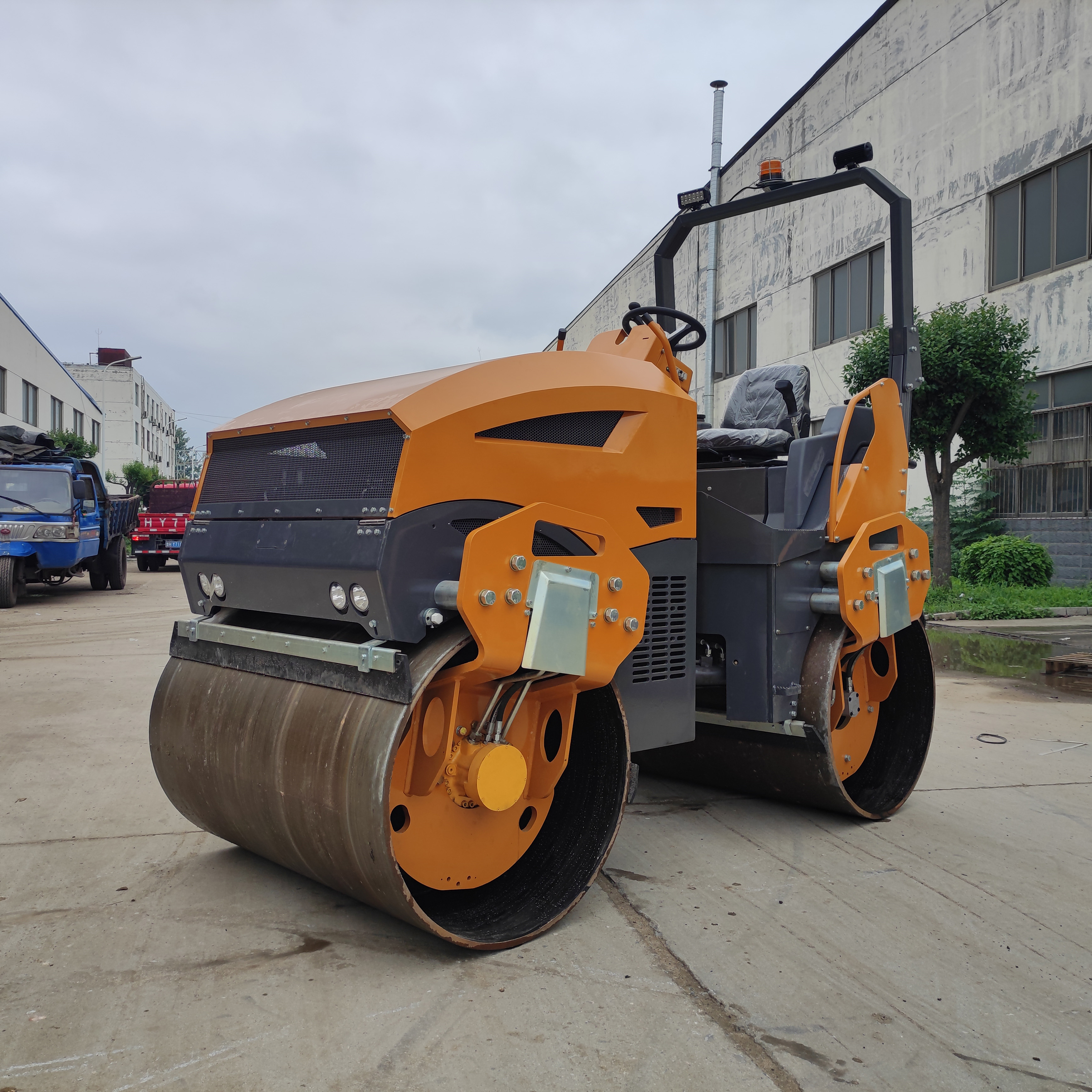 Cheap and Fine 5 ton Double Drum Vibratory Road Roller 5 ton Asphalt Road Roller