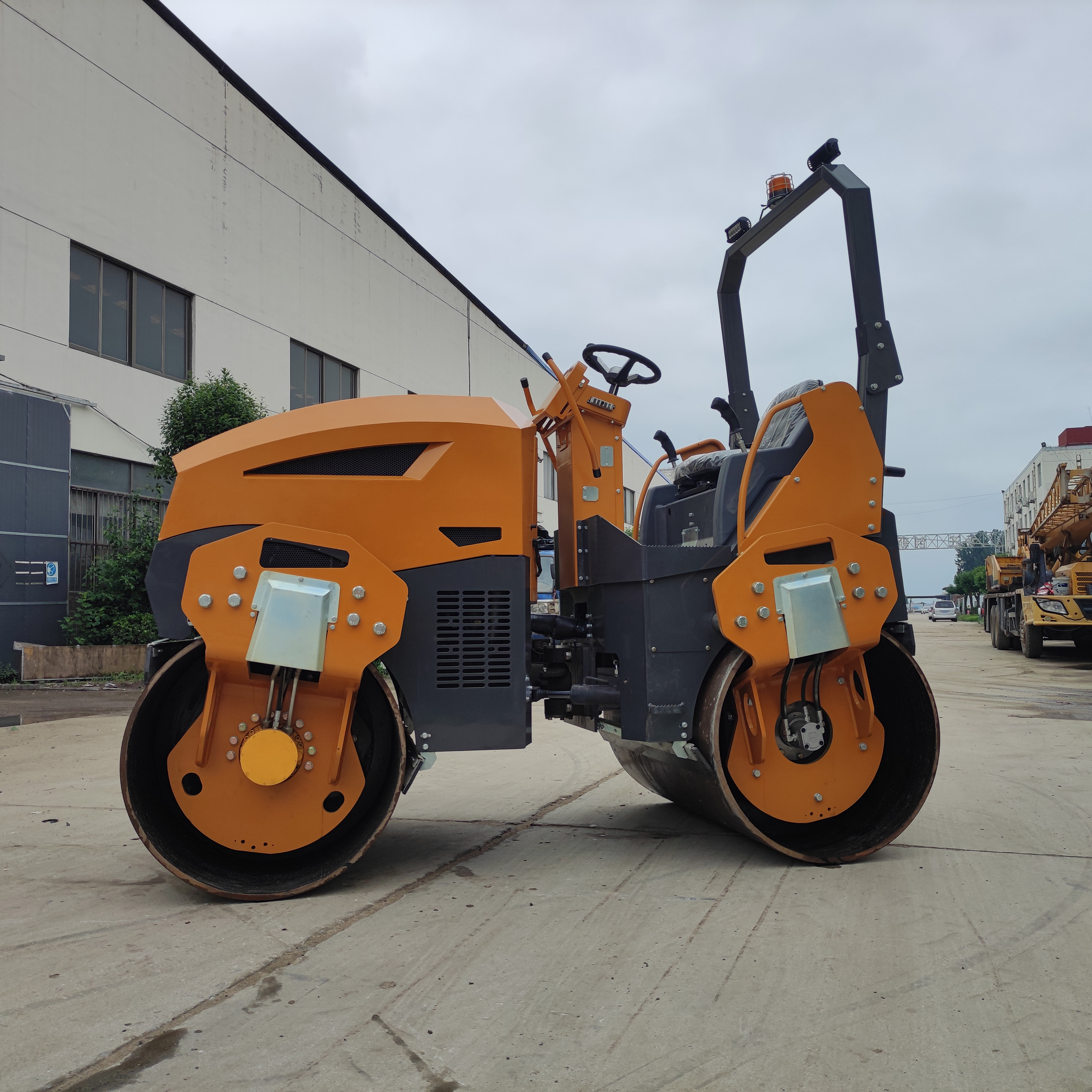 Cheap and Fine 5 ton Double Drum Vibratory Road Roller 5 ton Asphalt Road Roller