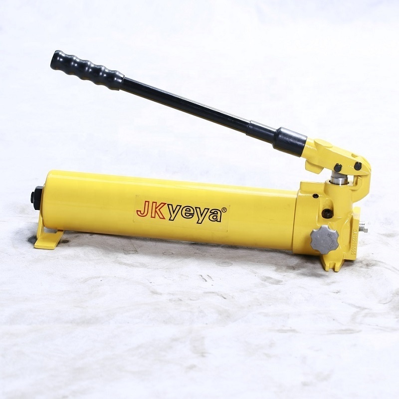 Manual Hydraulic Pump with Light Weight Enerpac