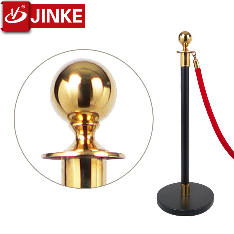 Wedding Using Red Carpet Stanchion Outdoor Retractable Fence For Queue Line