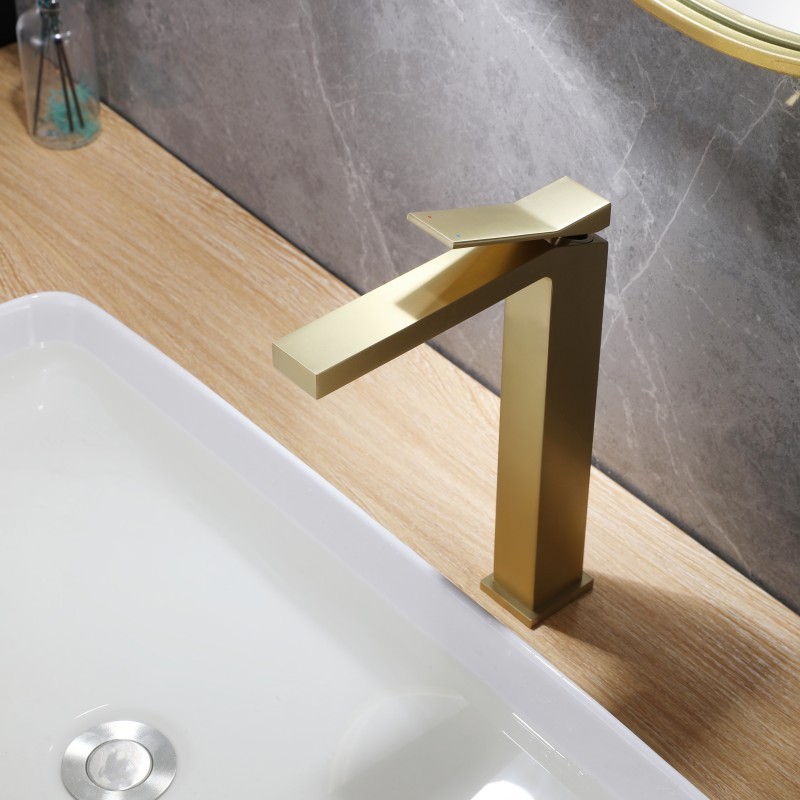 Modern bathroom sink faucet single hole hot cold water basin mixer faucet brushed gold ceramic value brass bathroom tap