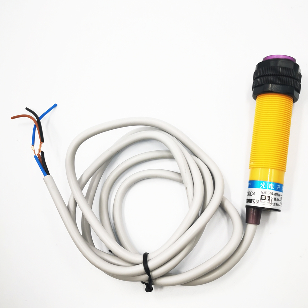 E3F-DS30C4 30CM  NPN  24V sensing distance Diffuse reflection photoelectric sensor switch