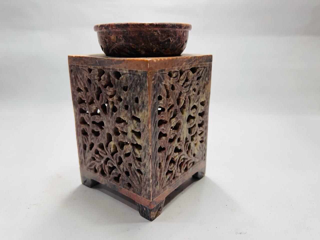 2024 Best Gift For Gifting Natural Soapstone Handmade Carved Design Aroma Oil Burner For Home Decorative and occasion