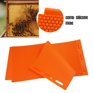 2 PCS Rubber Beeswax Press Sheet Mould Foundation Beekeeping Equipment Color Random Bee Hive Basis Press Sheet Mould Tools