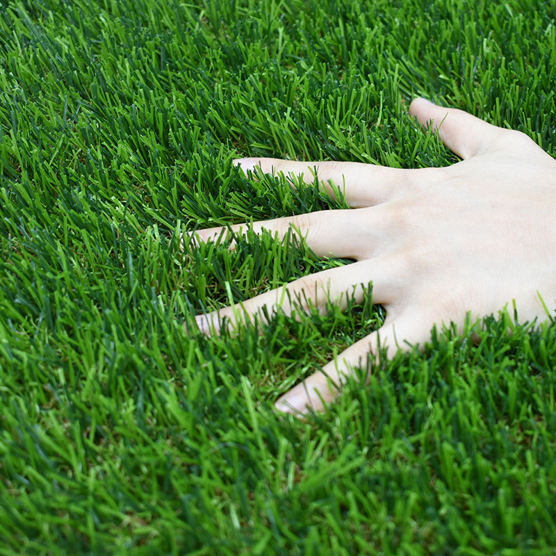 China cheap artificial turf green artificial grass carpet fake grass outdoors