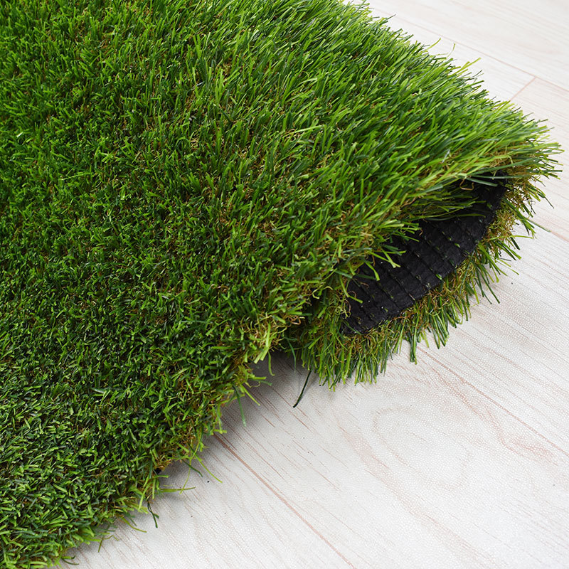 High Density Chinese Grtificial Grass PE Artificial Grass Carpet Roll Artificial Garden Grass