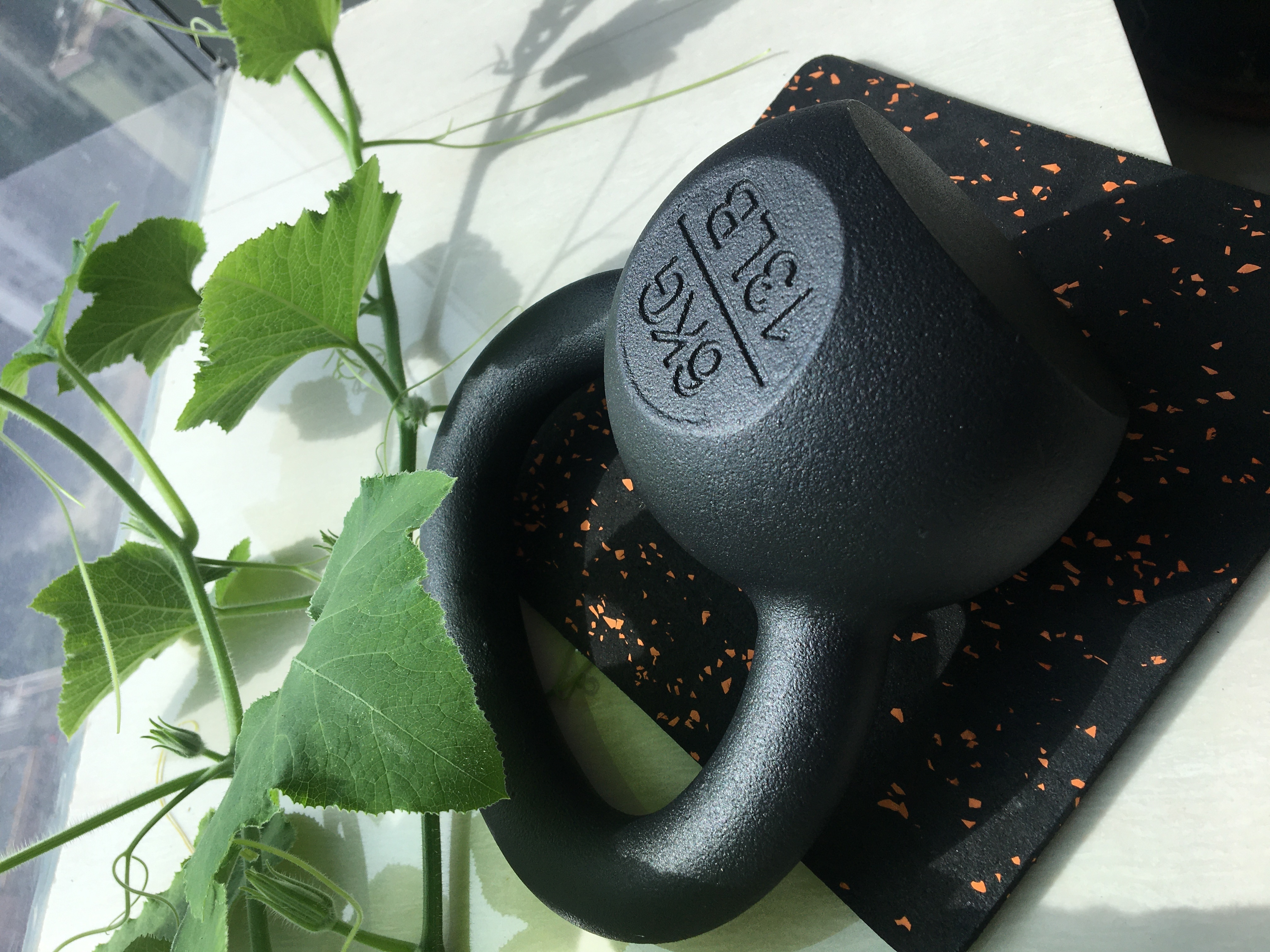 Weight Black Cast Iron Kettlebell Set Squat Training Kettlebell Cast Iron Competition Kettlebell