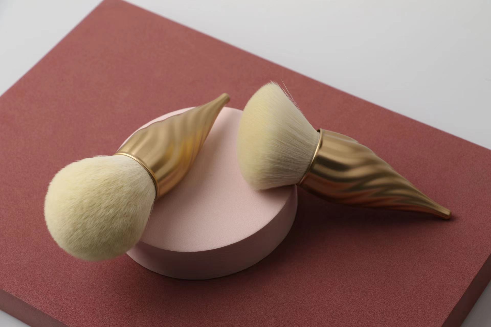 kabuki powder brush gold 2024 best kabuki brush makeup accessories