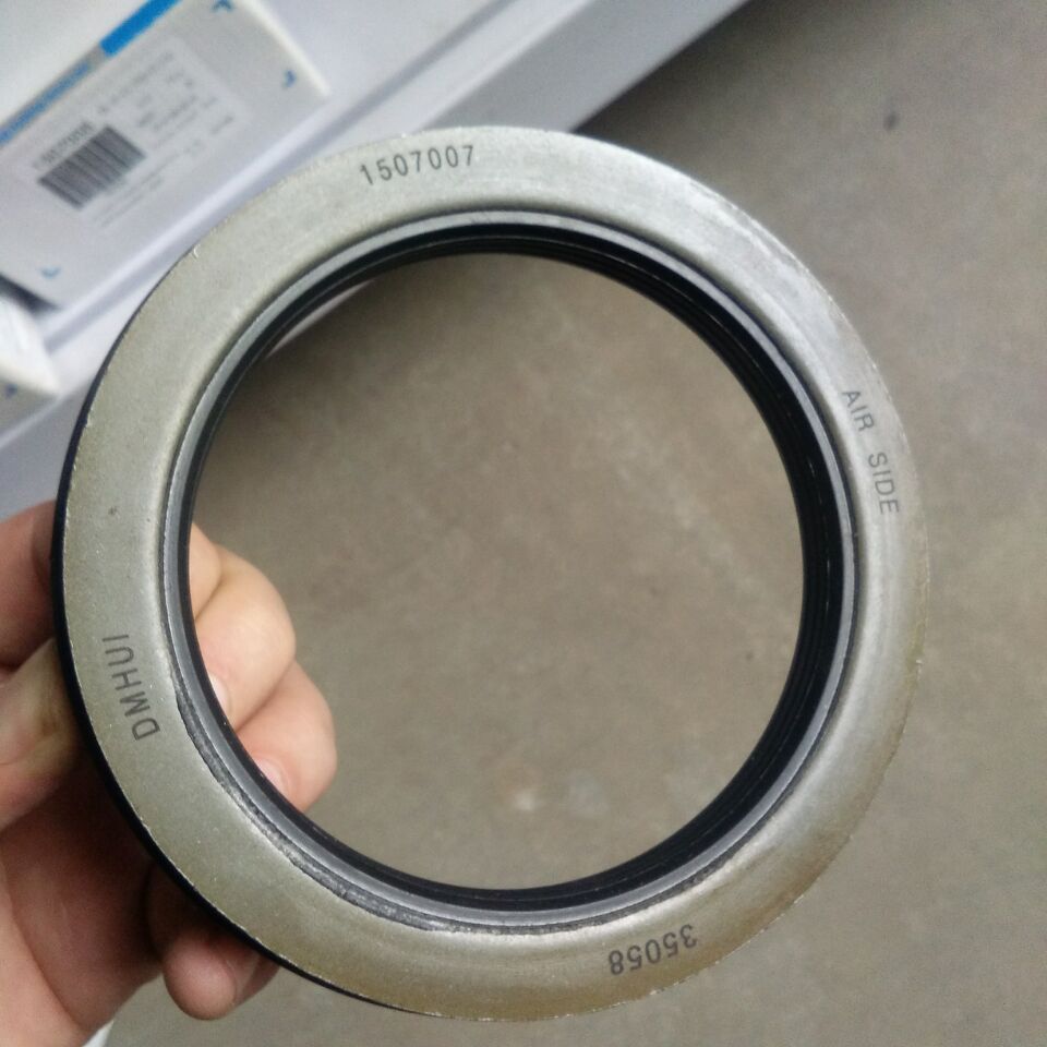 Application for 0734319572  rubber oil SEAL 108 *130/140 * 12/21 PINION  REAR DIFF 315SE/SG for agricultural  AT179537