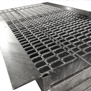 Load 1200 Tons Pressure Locked Grating Heavy Duty Steel Grating / Floor Grates