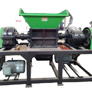 Waste tire rubber shredding tyre crusher recycling portable tire shredder for sale