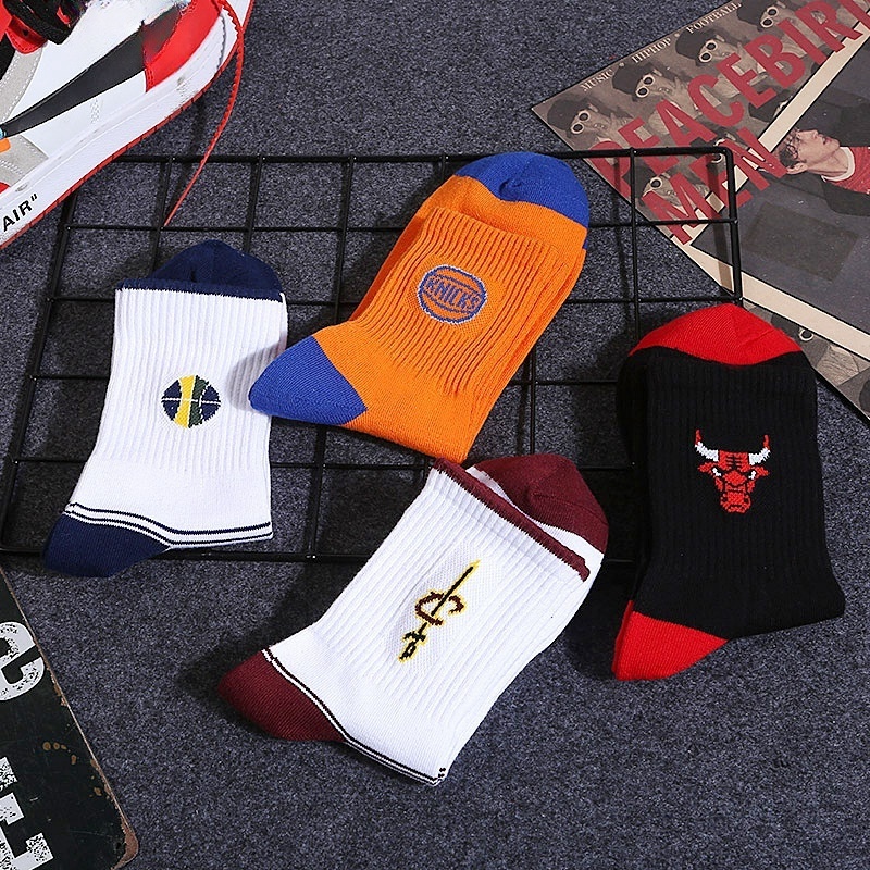 NB Socks Middle-tube pure cotton sweat absorbent comfort badge basketball socks men's sports socks