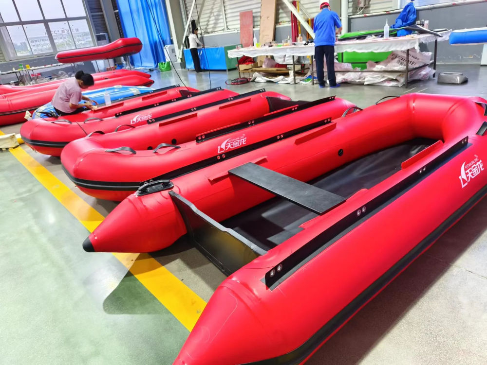 Wholesale Chinese factory PVC thickened rubber inflatable folding fishing boats