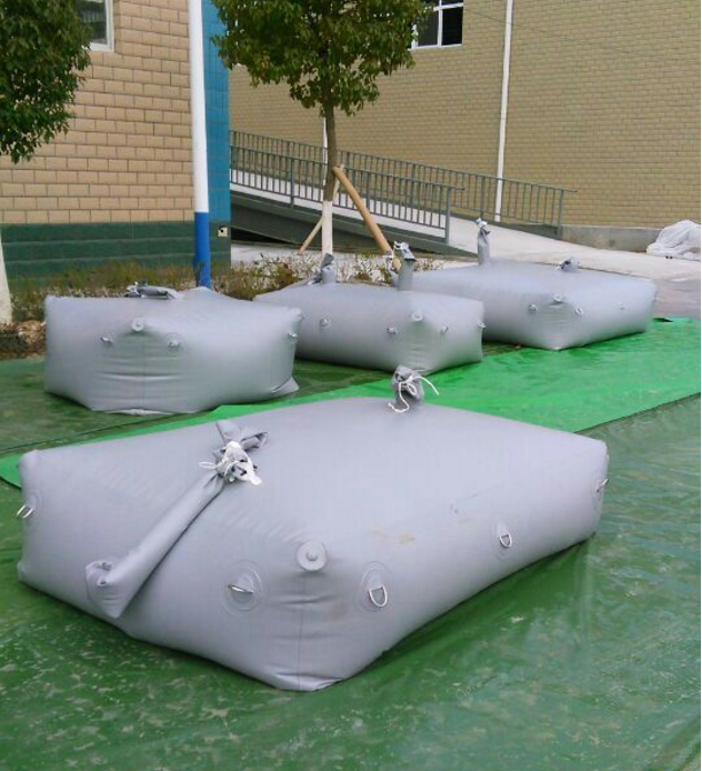 pvc tarpaulin pillow water tank flexible water storage tank