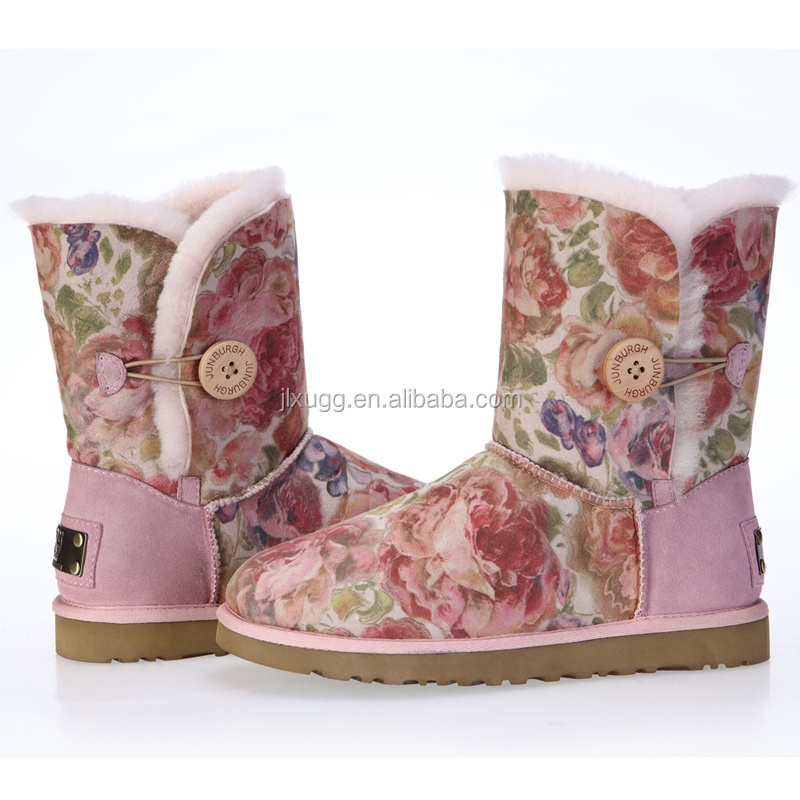 Wholesale Printed Double Face Sheepskin High Discount Manufacturer And Classical Winter Women Snow Boots