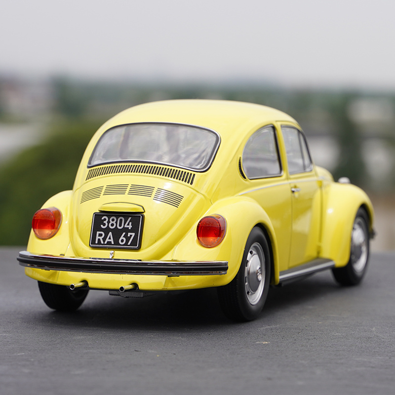 1:18 original 1973 Volkswagen 1303 classic beetle car model collection ornaments diecast toy