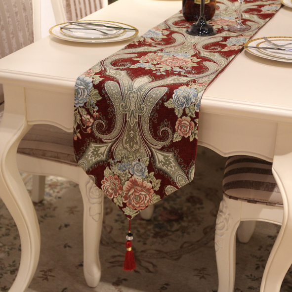 Wholesale Jacquard Quality Best Choice Woven Table Runner Tapestry Table Runner Heat-resistant Table Runner