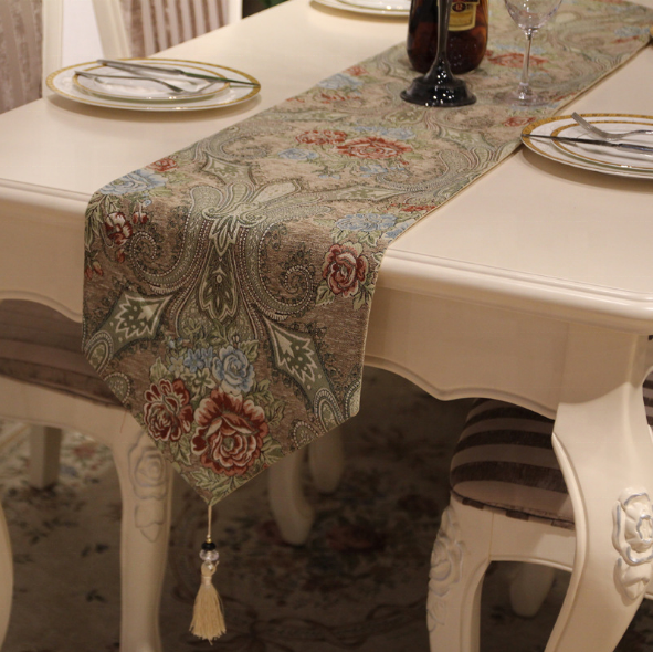 Wholesale Jacquard Quality Best Choice Woven Table Runner Tapestry Table Runner Heat-resistant Table Runner