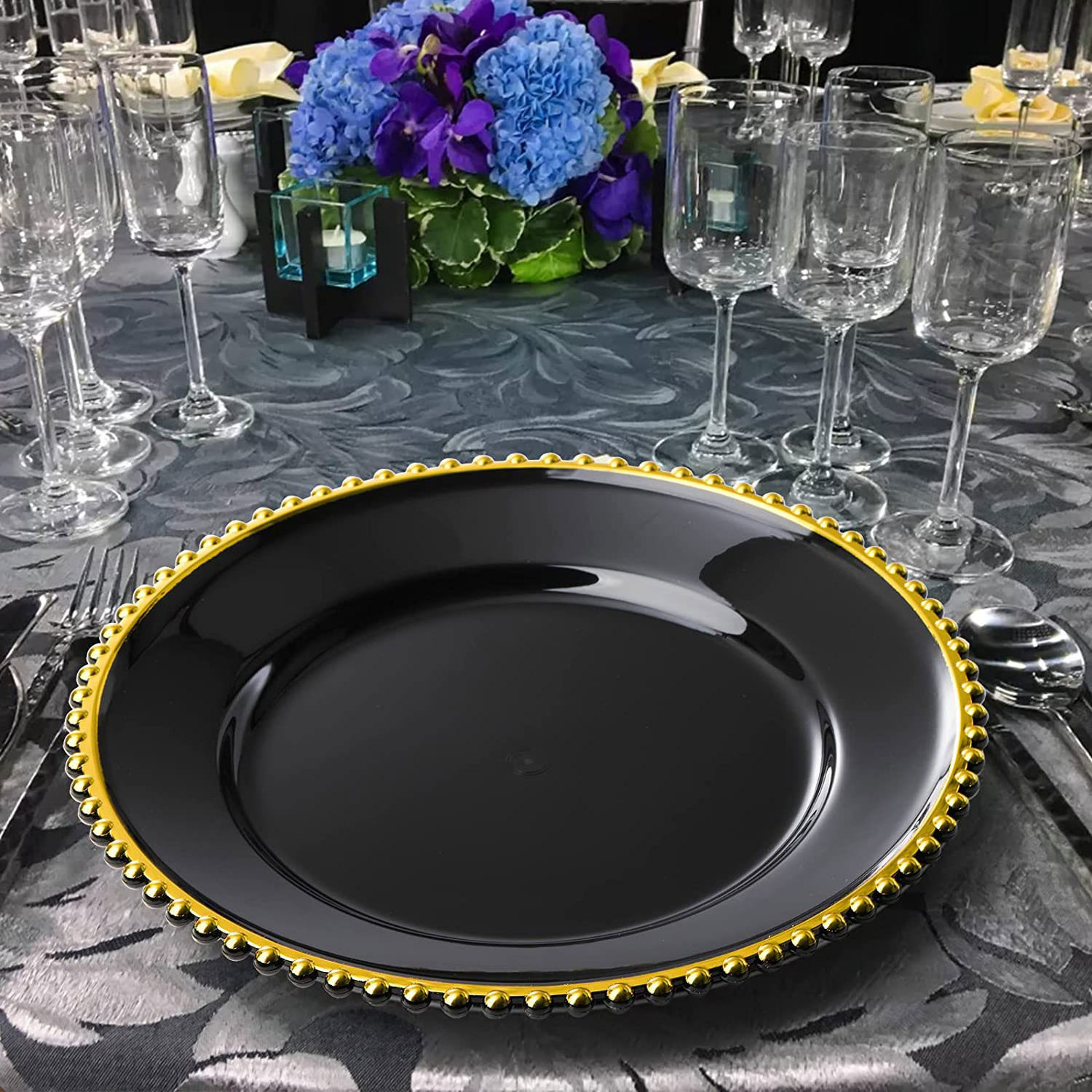 13 Inch Black Charger Plate Gold Rim Beaded Plastic Round Dinner Plates for Restaurant Party Wedding Events Decoration