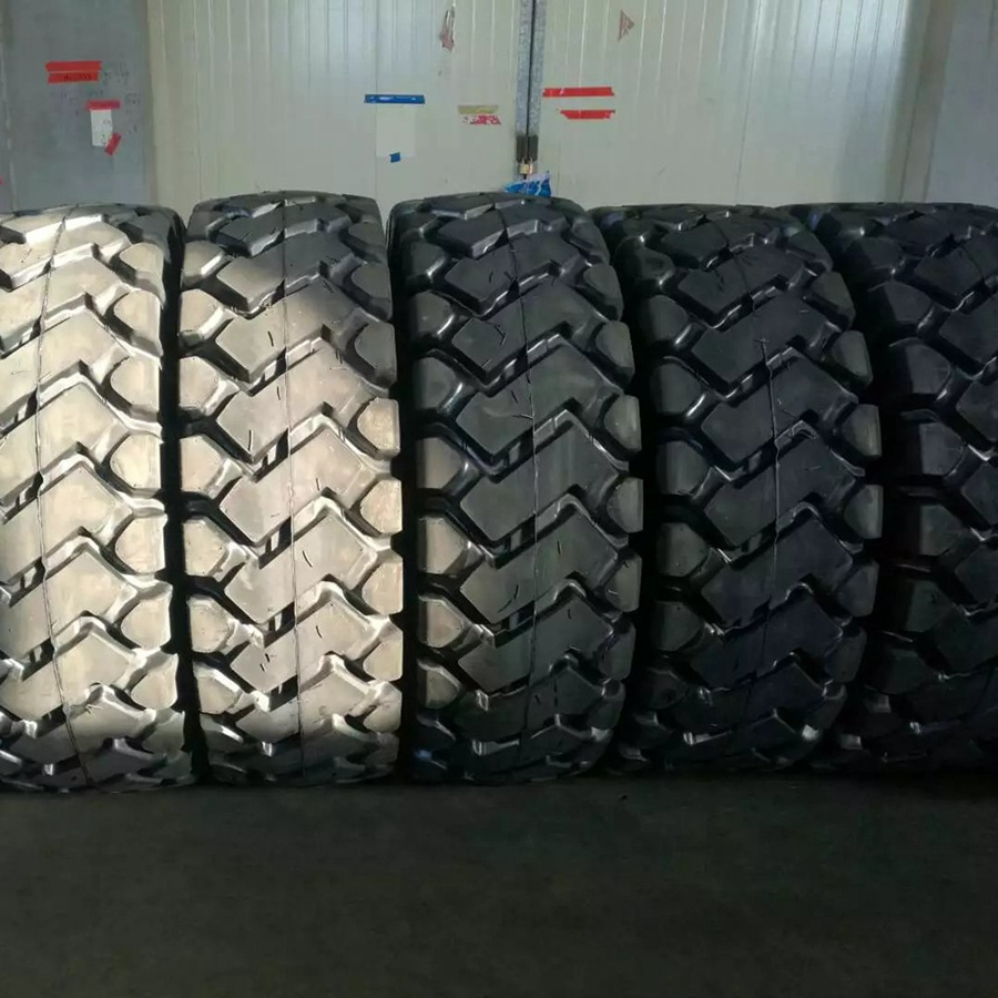 Warehouse Radial Truck Tires Available 11r22.5, 295/75r22.5, 11r24.5 Truck Tyres