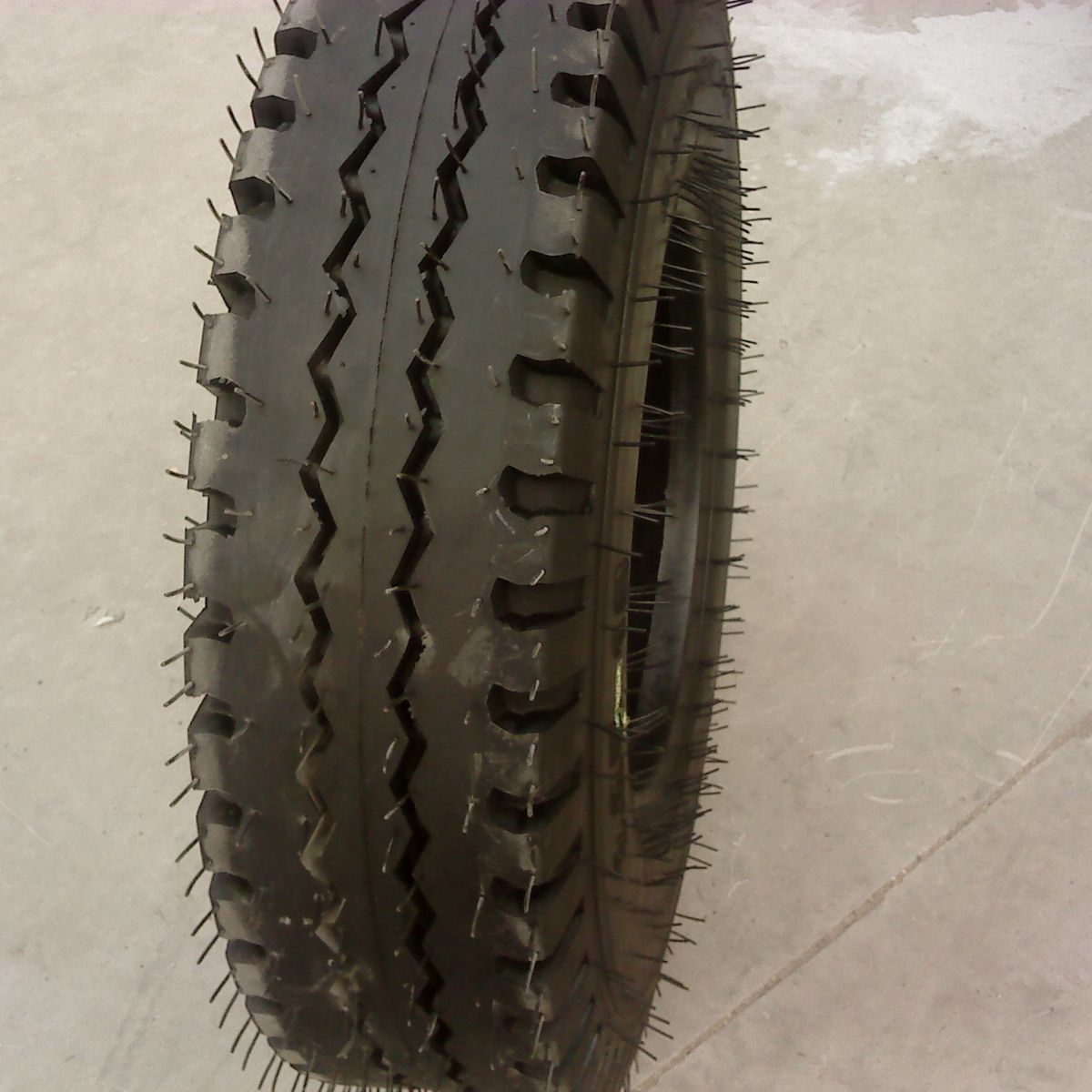 Commercial Wheels Tires 295 75 22.5 Tractor 7.50 16 7.50 17 Truck 14.9-28 205/55/16 Tyres Winter Tractor Tires For Sale