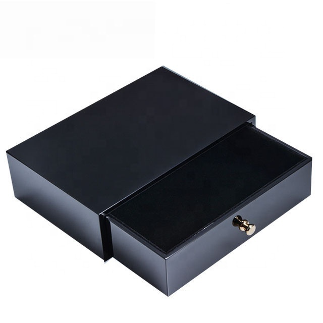 hot sale new design luxury piano black lacquer finish wooden playing cards packaging box