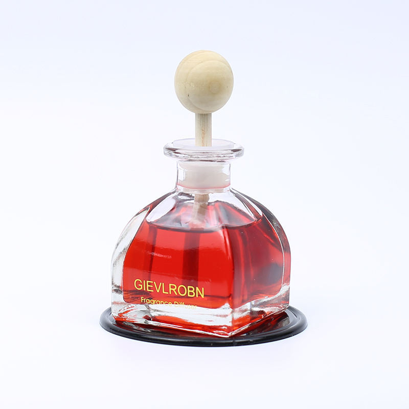 High-end Desktop placement Aromatherapy Reed Diffuser Interior Decoration Accessories Car Air Freshener Glass Bottle Custom OEM