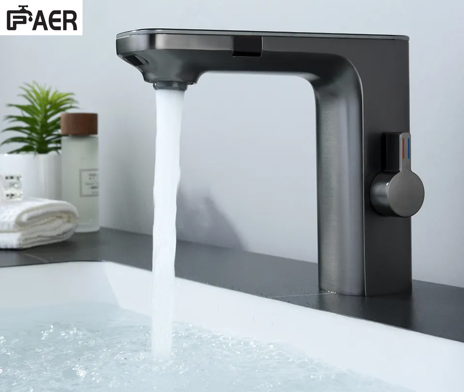 New design sensor smart digital touchless hot and cold water mixer faucet with temperature display for bathroom