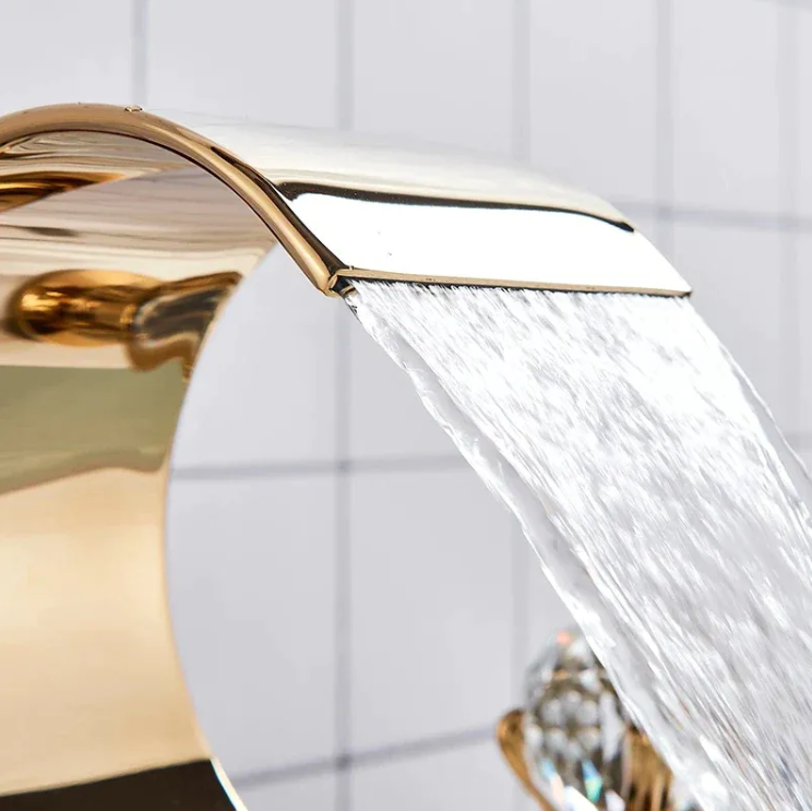 Luxury Waterfall Dual Crystal Handle Gold Brass Deck Mounted Hot Cold Water Mixer Tap Bathtub Faucet