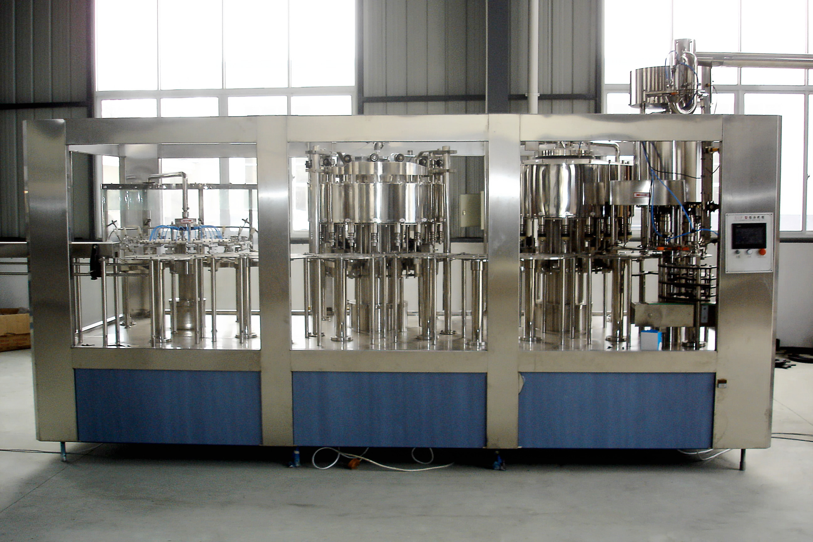 Fully automatic liquid pressure filling machine /water bottling machine