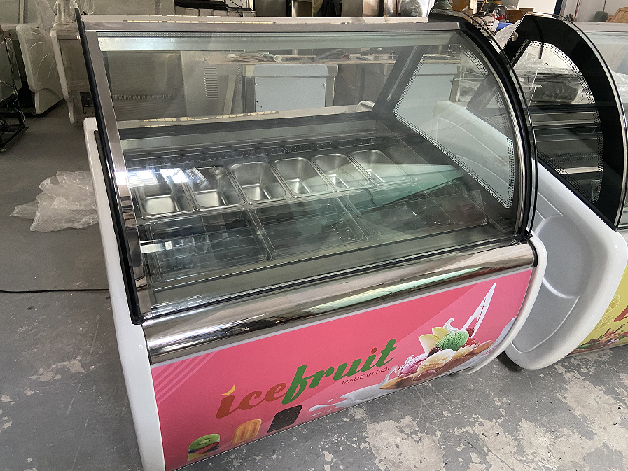 Factory Price commercial curved glass ice cream refrigerator italian gelato freezer display ice cream