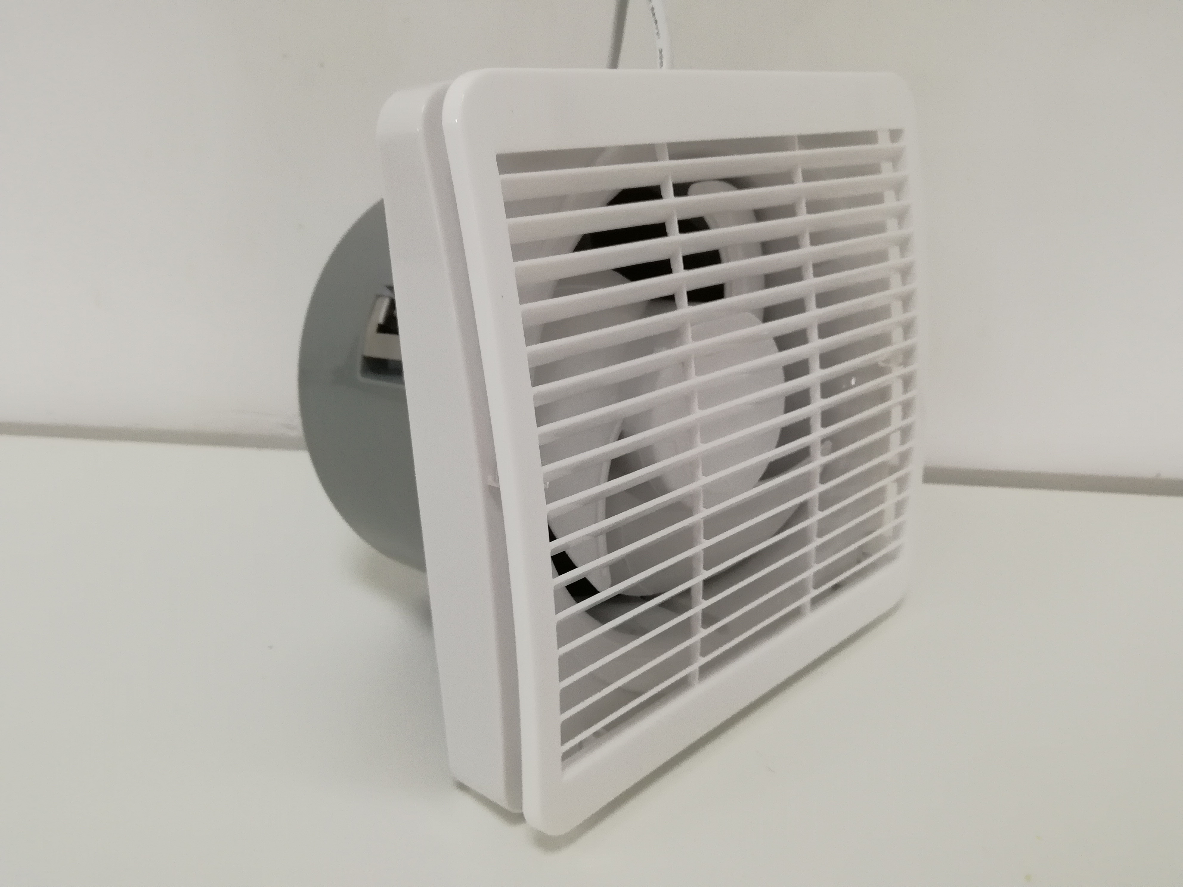 New Fashion Design Window Mount Bath Toolroom Exhaust Fan Facial Massage Tool Scraper Plastic AC Exhaust Ventilation 3 Years