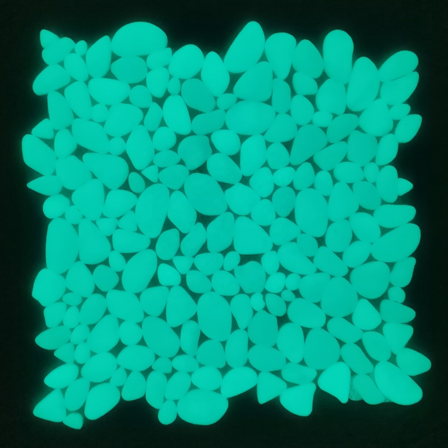 Recycle glass luminous pebble glow in the dark glass mosaic floor tile for wall and floor decoration