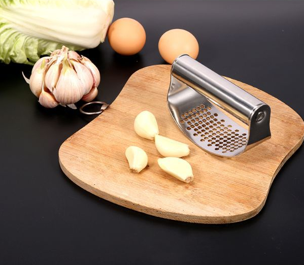 Stainless steel garlic press rocker manual garlic shredder and crusher kitchen accessory tools