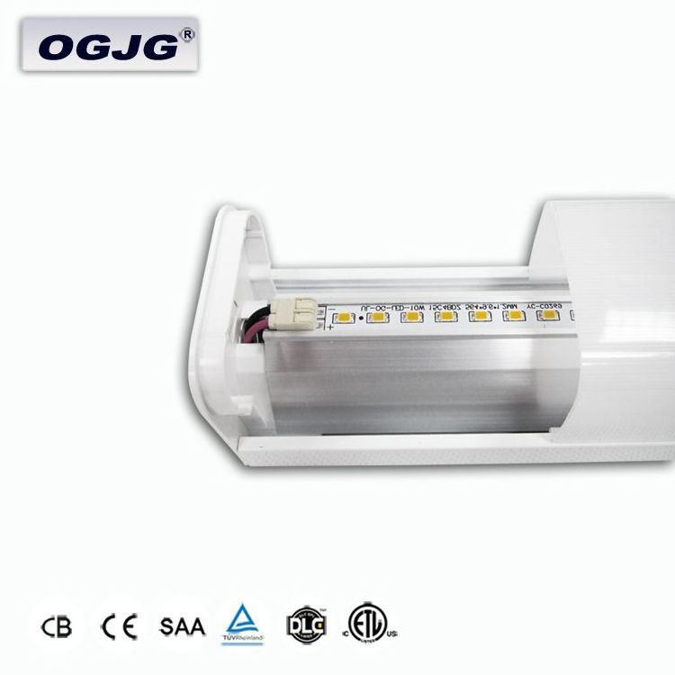 TUV-CE SAA CE CB indoor motion sensor connectable ceiling lamp showroom surface mounted aluminum LED batten light