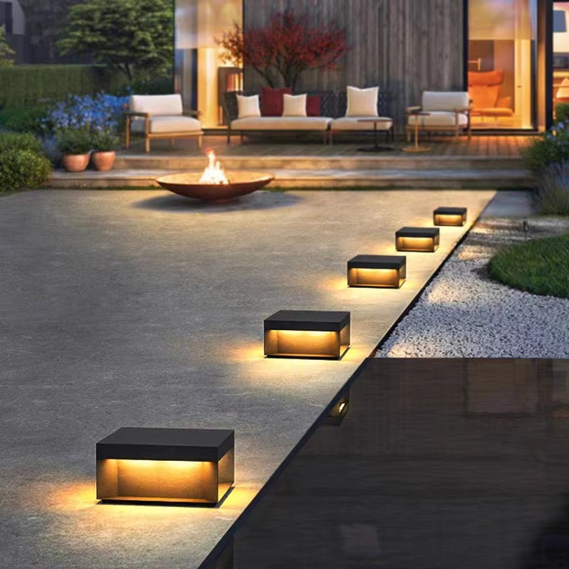 Outdoor Newest Design Led Pillar Gate Lights Warm White/Cold White Lamp garden light Solar Gate Post Pillar Light