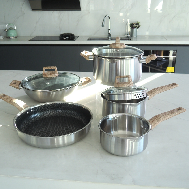 Wooden Cool Handles Kitchen Tri-Ply Stainless Steel Induction Cookware 9 PCS Stainless Steel  Cooking Pot and Pan Set